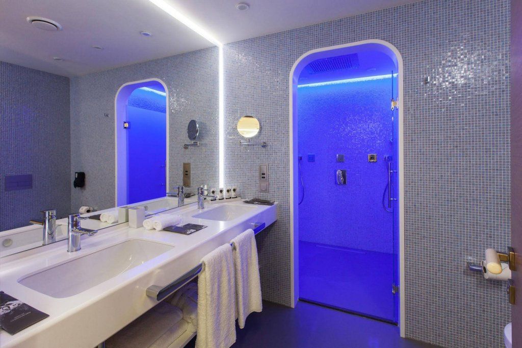 Дизайн-отель "Стандарт" на Пушкинской площади в Москве